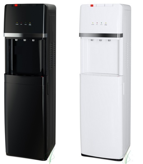 a7 black white